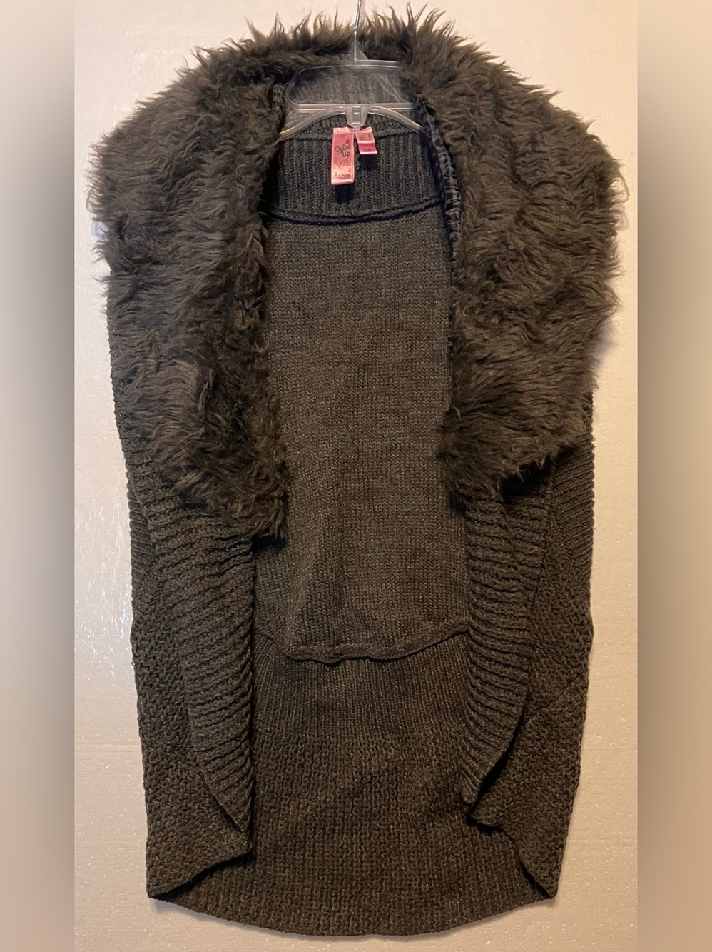 Dolled Up by Fang Faux M Fur Collar Open-Front Women's Sweater Cardigan - Black
